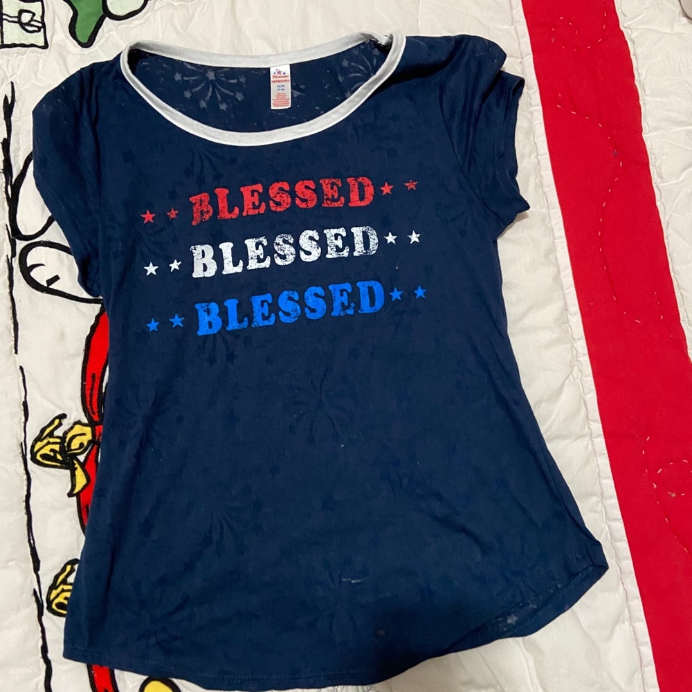 Tee shirt